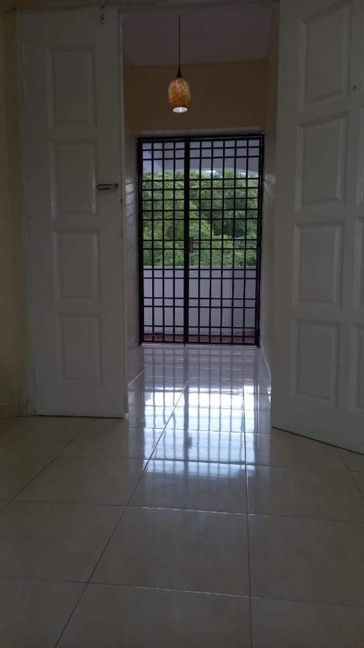 Seaput Srisayang Batu Ferringhi Exterior foto